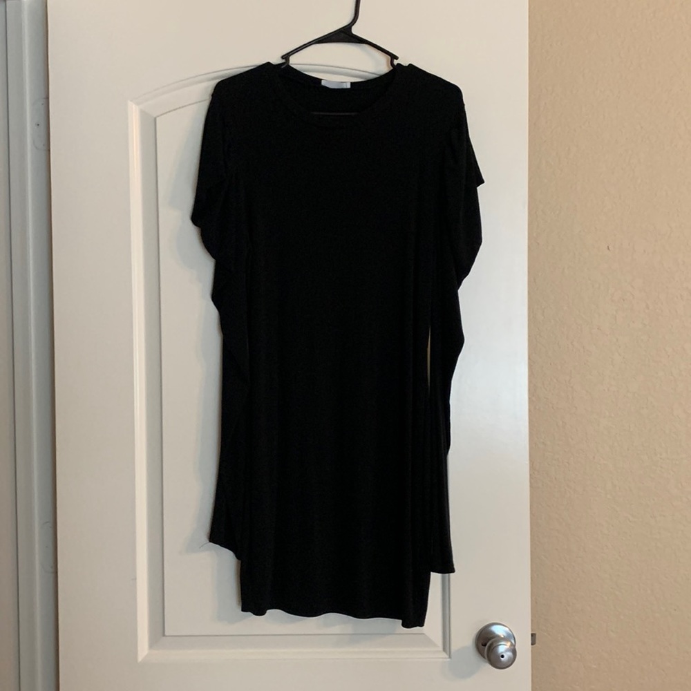 Black puffy sleeves dress never worn